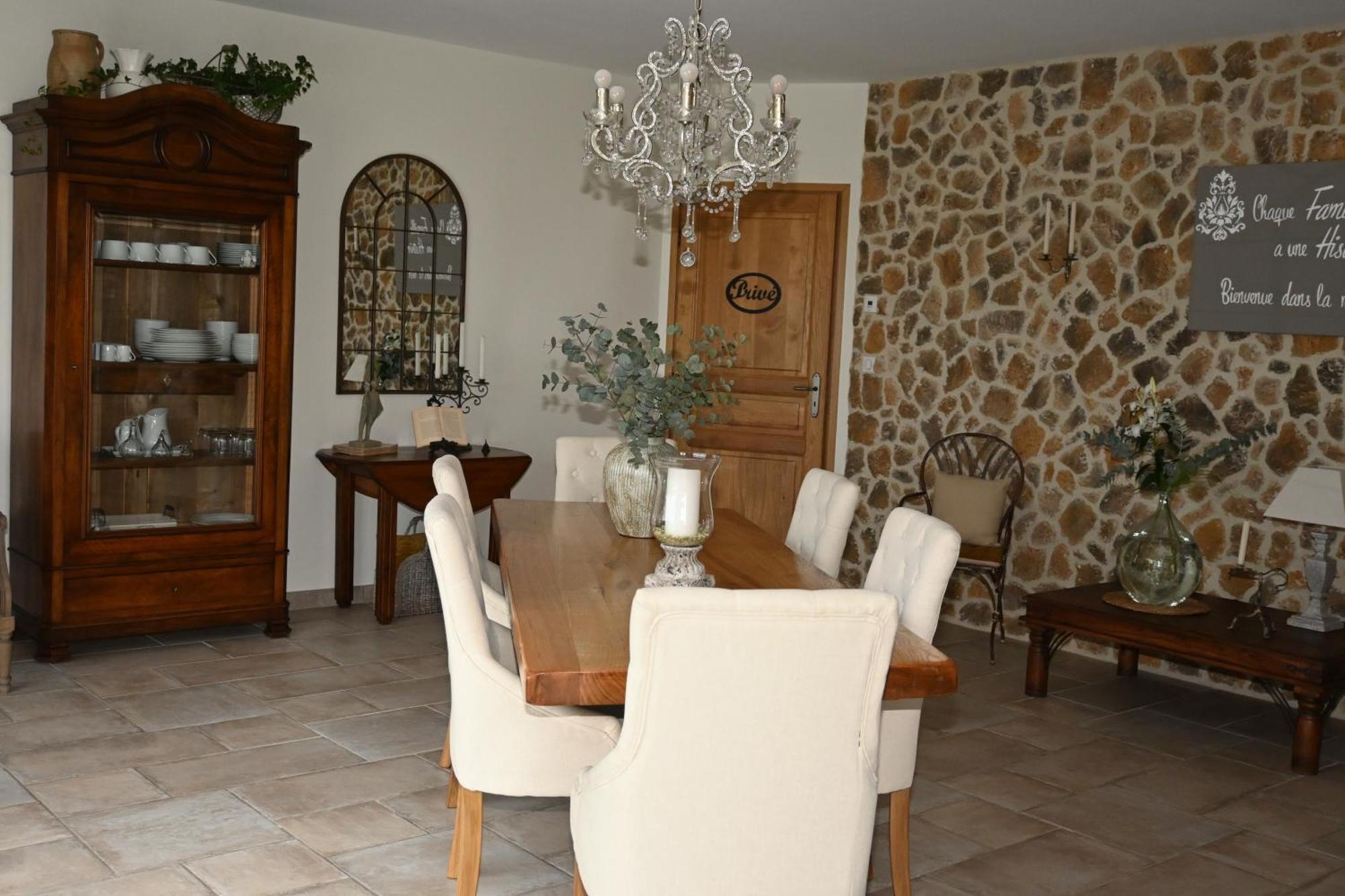 Aux 3 Forets Bizeneuille Luaran gambar